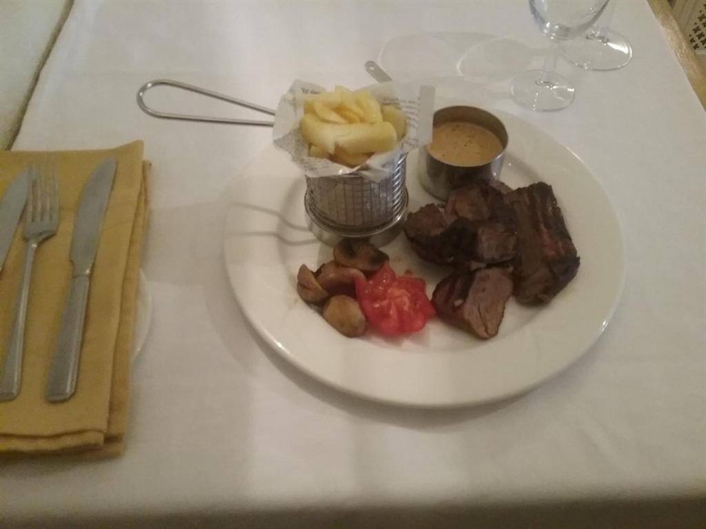 The Gower Hotel Saundersfoot Esterno foto